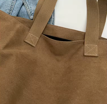 SPACIOUS PRINTED CANVAS TOTE